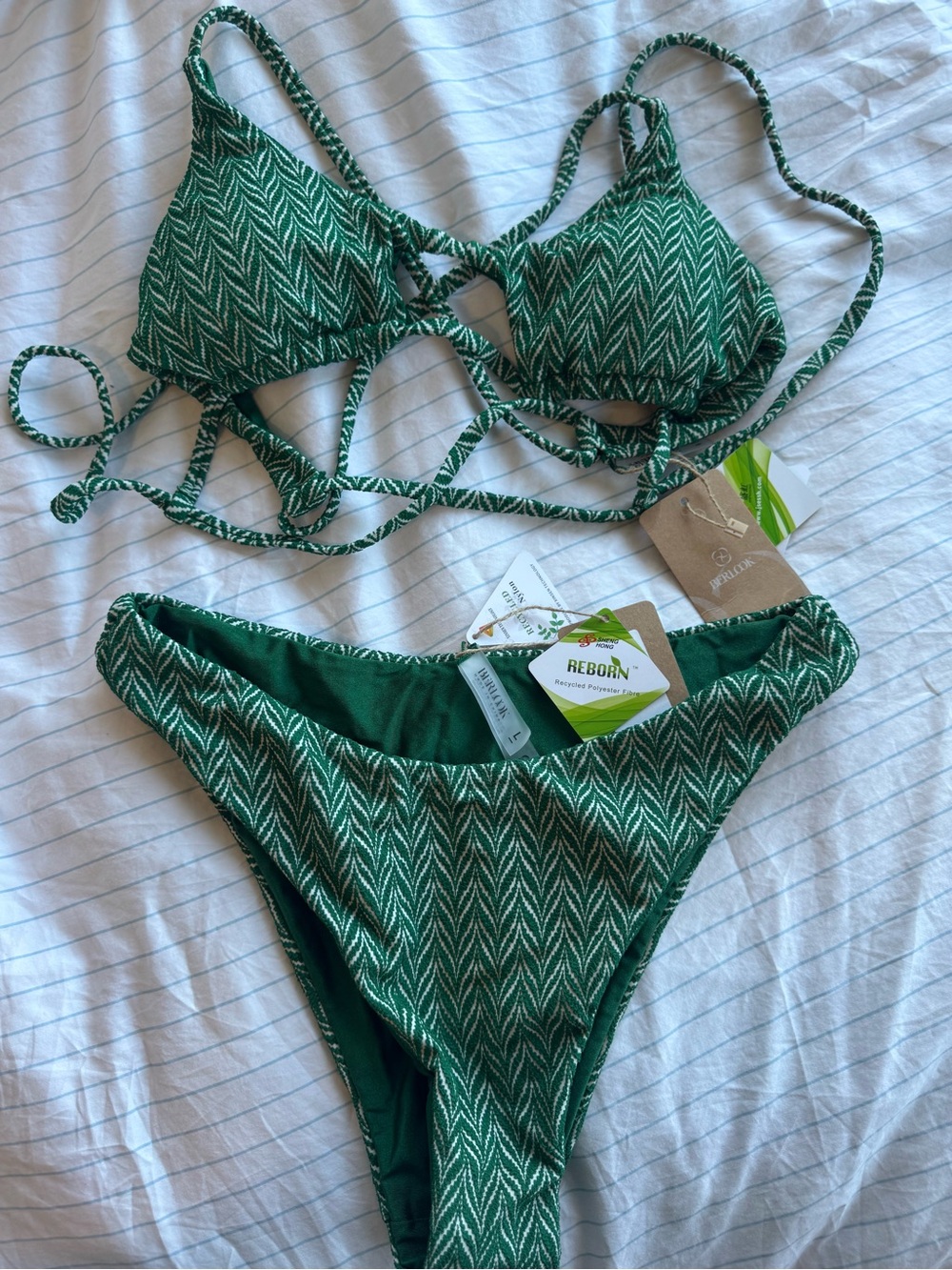 BERLOOK Women's Bikini Set. - Picture 7 of 7